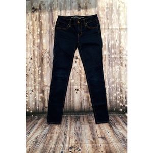 American Eagle dark wash jegging super stretch